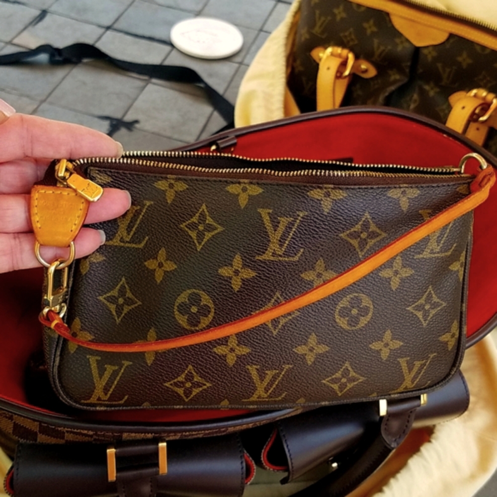 Makeup Case - image 3